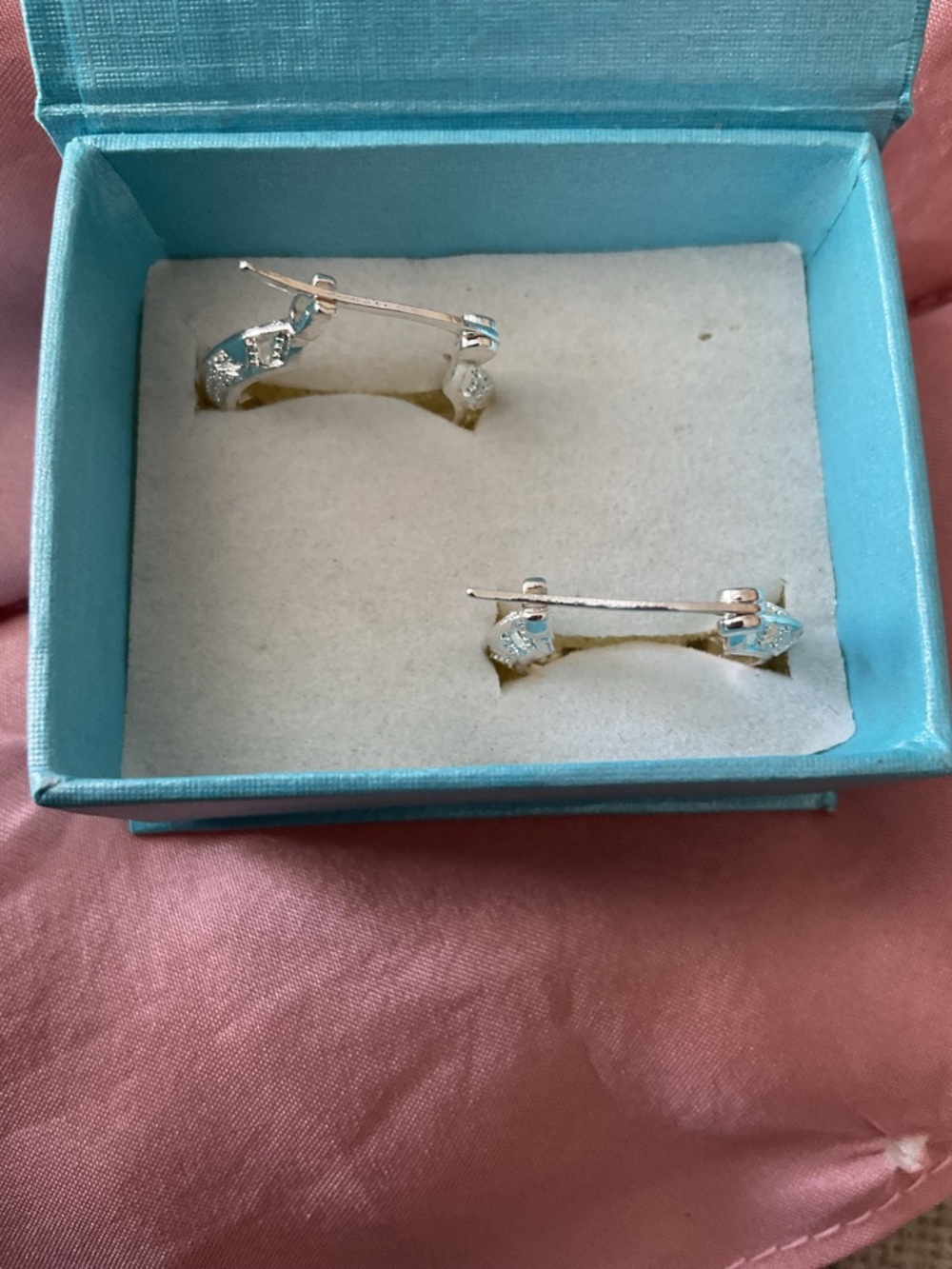 Textured Silver Hoop Earrings - Women Jewelry. One size. - Picture 5 of 8
